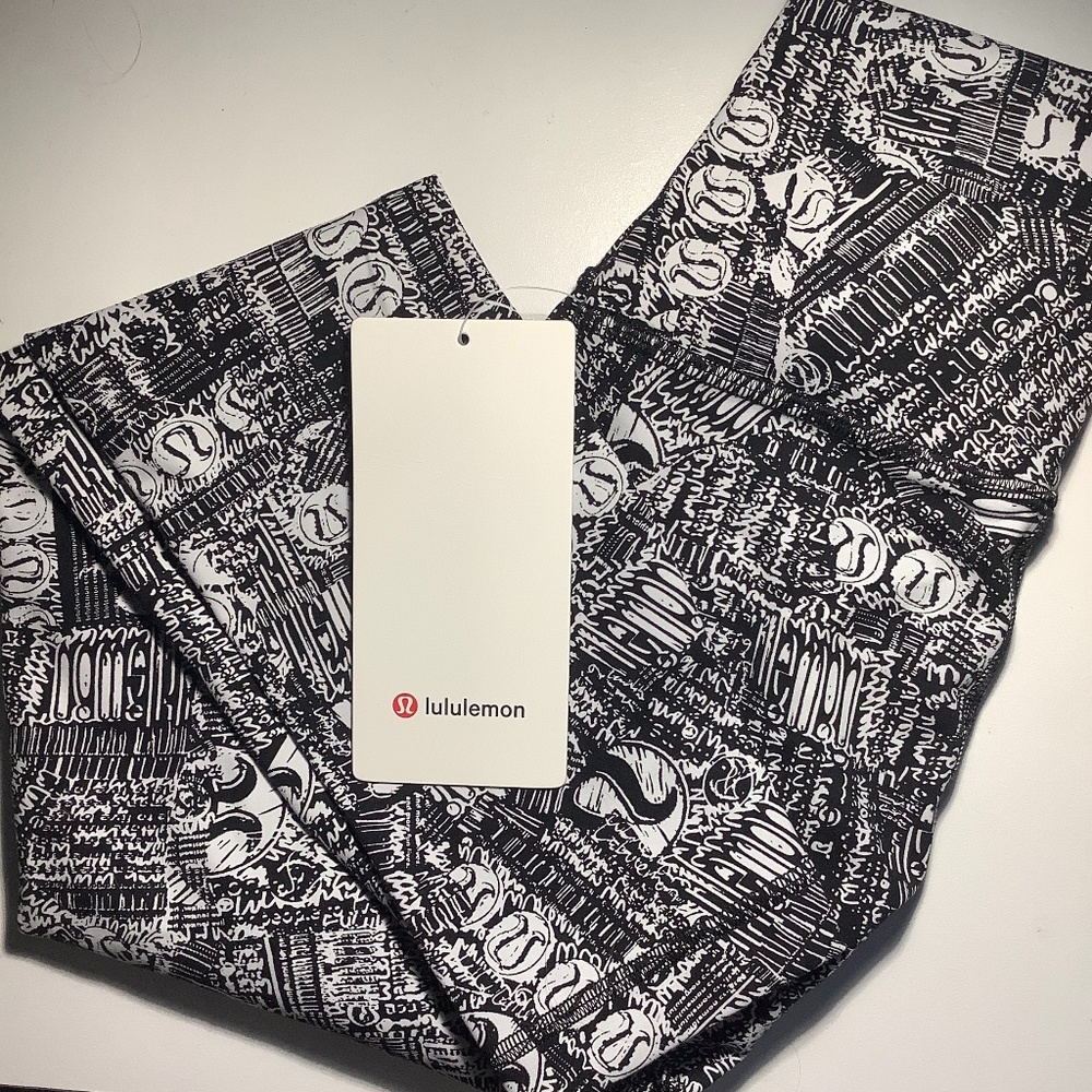 BNWT RARE LULULEMON 25” LEGGINGS SIZE 2